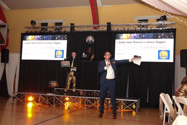 Corporate event with Denon and Doyle entertainment