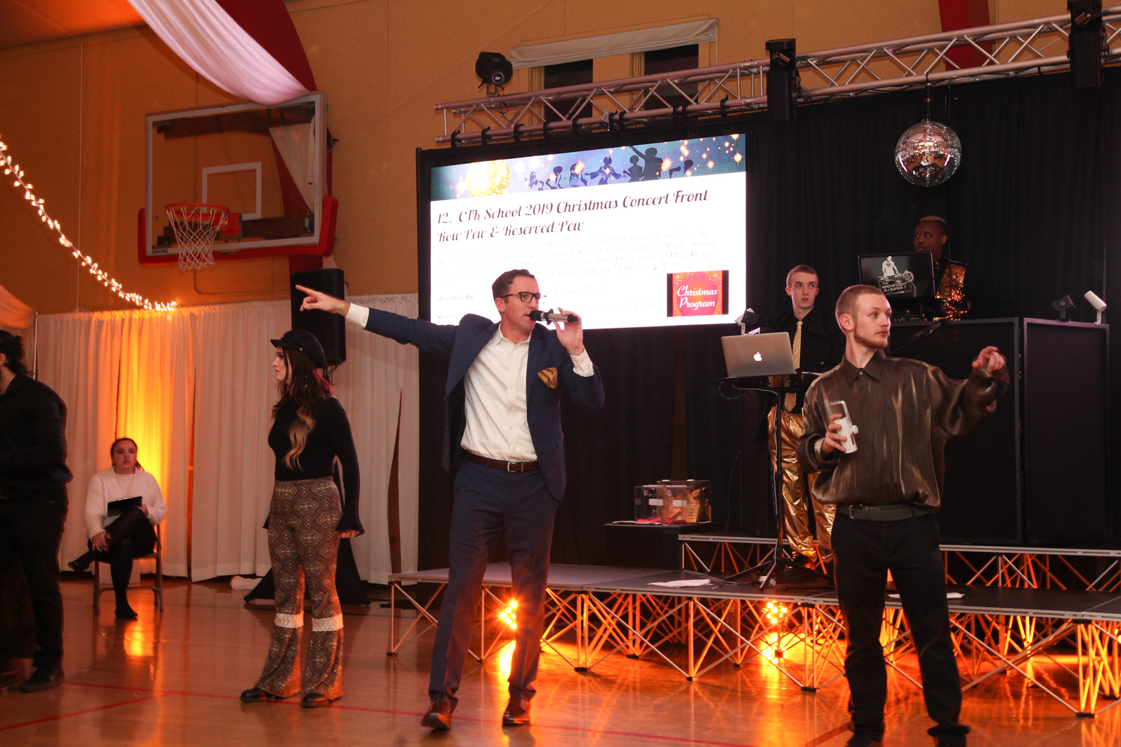 Corporate AV presentation and entertainment setup