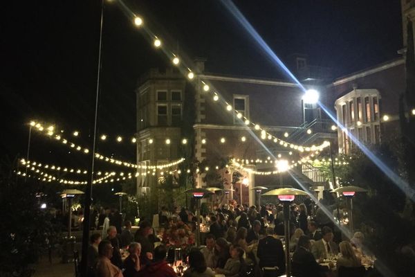 Market lighting for a corporate event