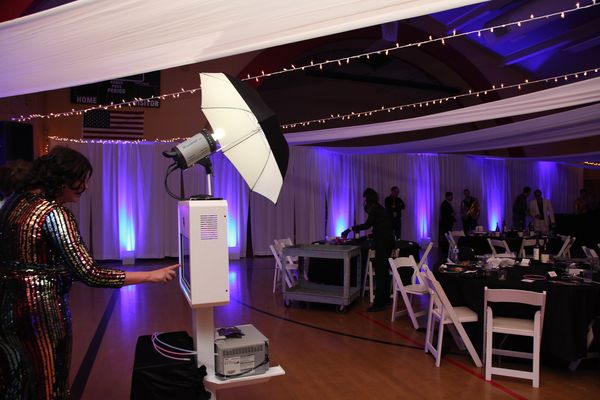 Open style photo booth guest photo example 2